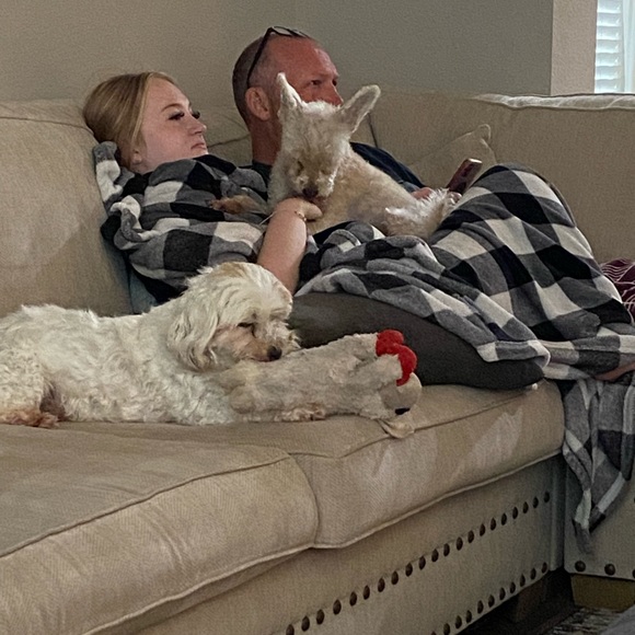 Meet your Posher, April - Picture 13 of 13